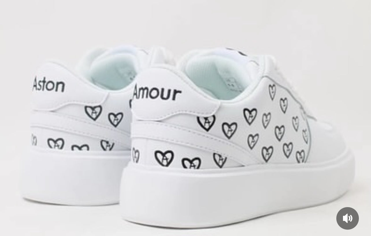 Aston Amour “Marble Hearts” Shoes